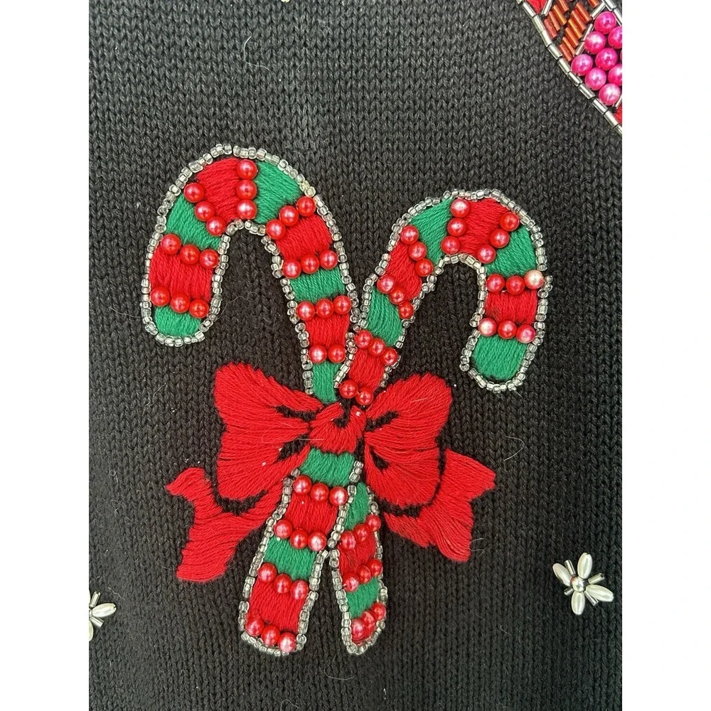 Vintage Christmas sweater with shoulder pads heavily beaded Size Medium - Picture 2 of 5